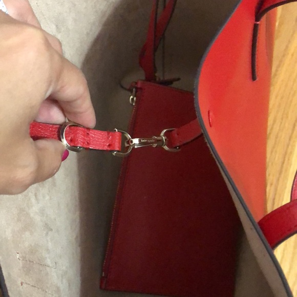 Kate Spade tote with wristlet - Picture 9 of 10